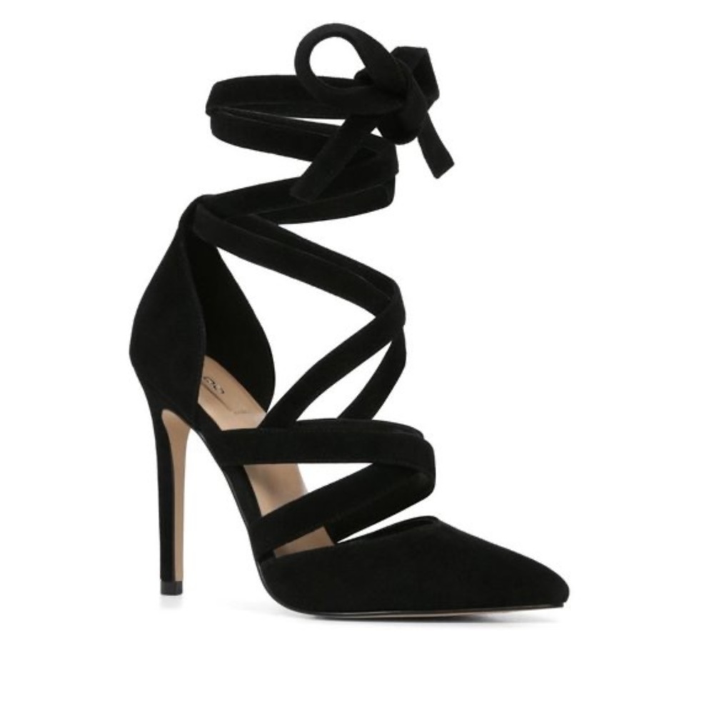 Aldo’s  black lace-up heels size 7